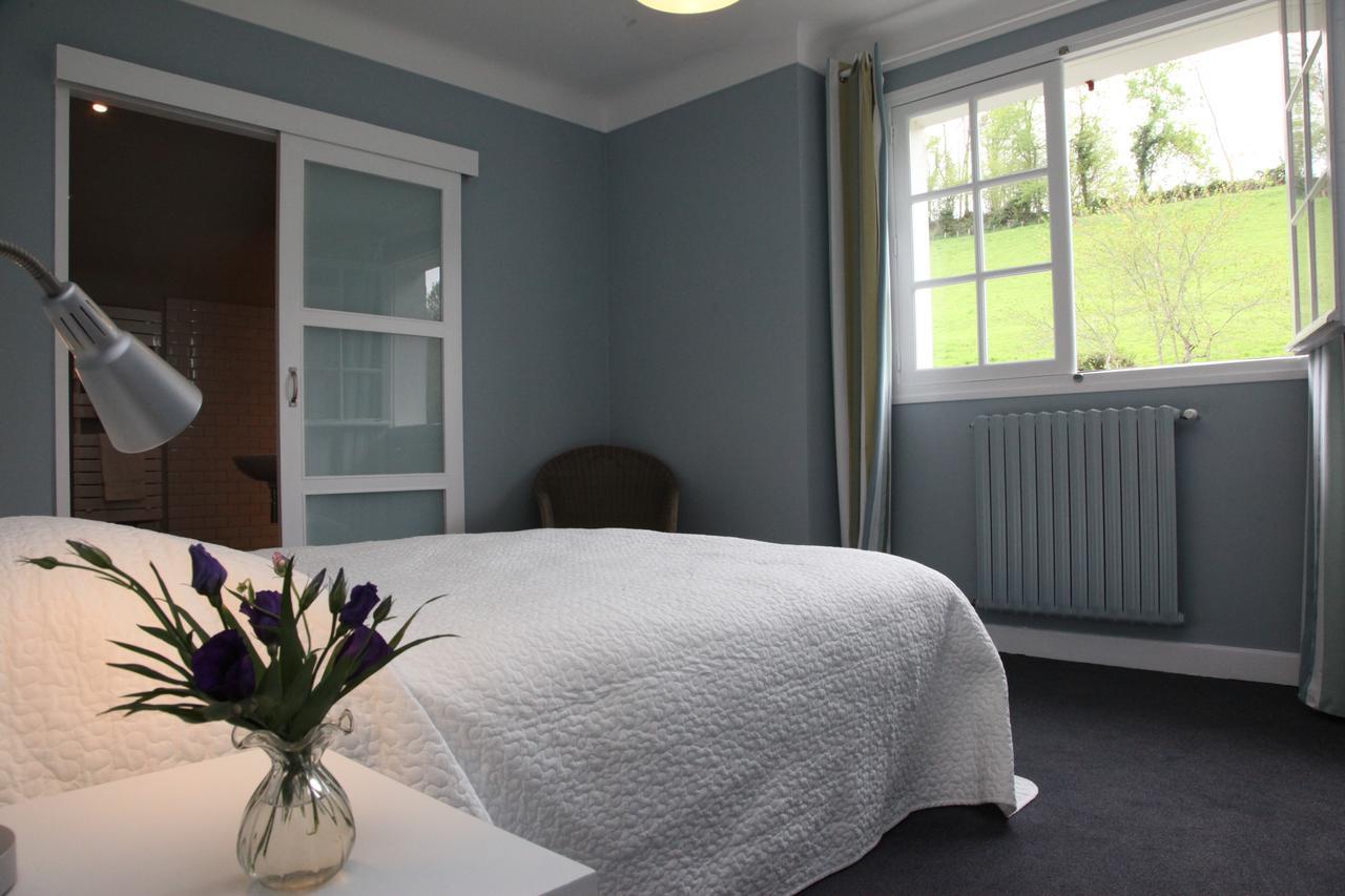 Gure Lana Bed & Breakfast แซงต์-ฌอง-ปี-เดอ-ปอร์ ภายนอก รูปภาพ