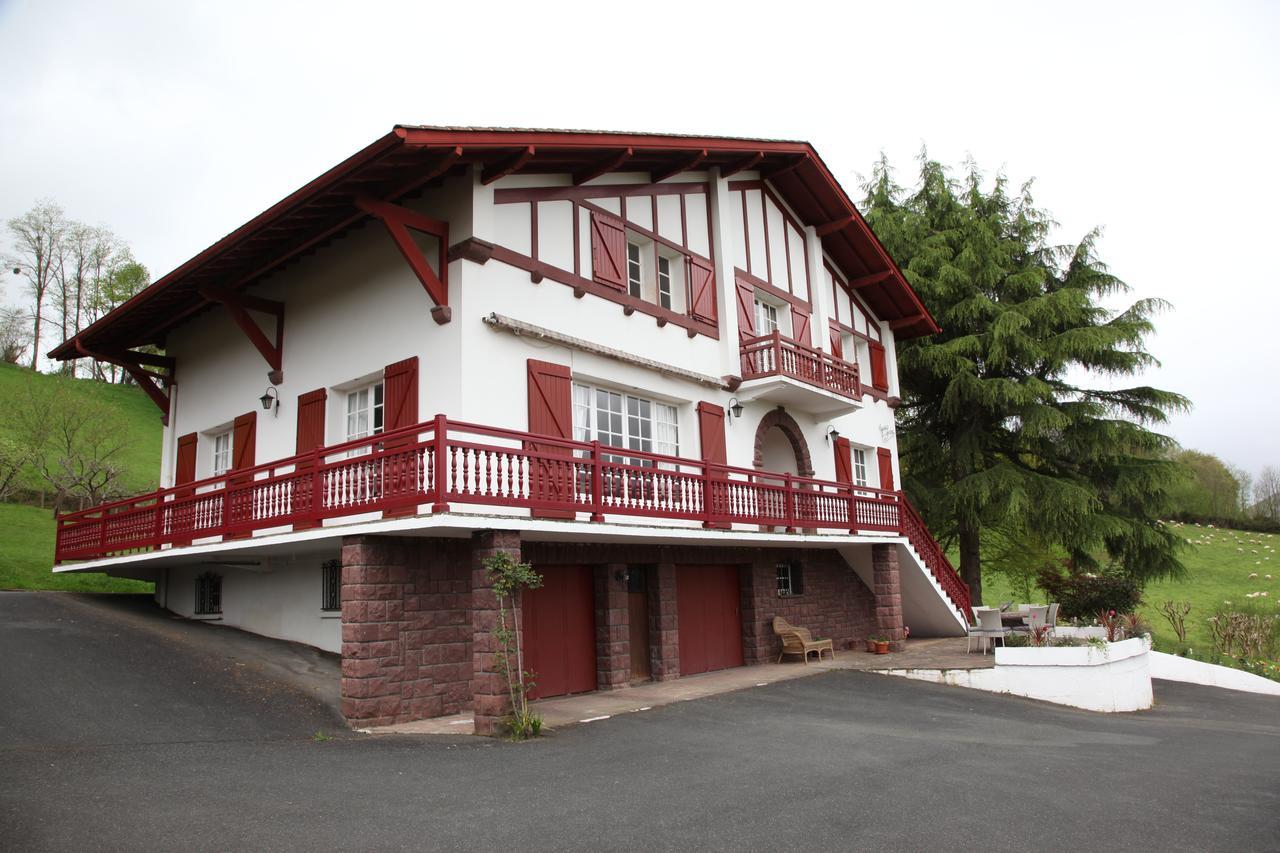 Gure Lana Bed & Breakfast แซงต์-ฌอง-ปี-เดอ-ปอร์ ภายนอก รูปภาพ